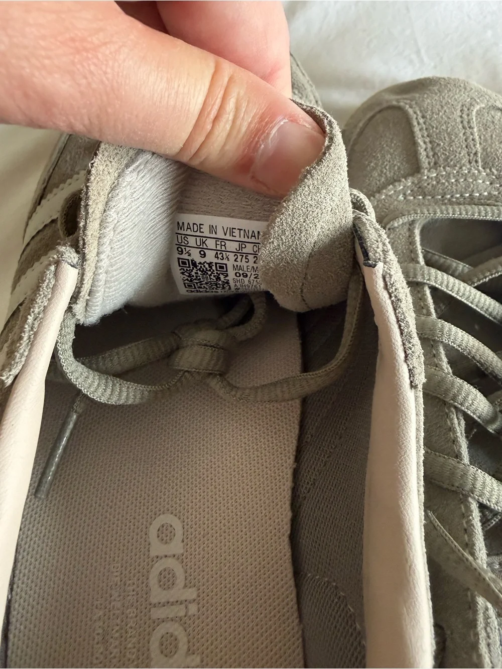 NWT Adidas Handball Spezial clay/beige